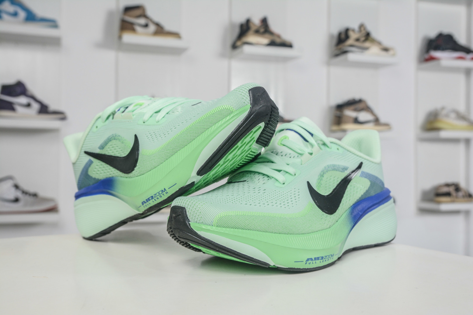 Air Zoom Pegasus 飞马42 IB1873-702 Air Zoom Pegasus 飞马42 IB1873-702