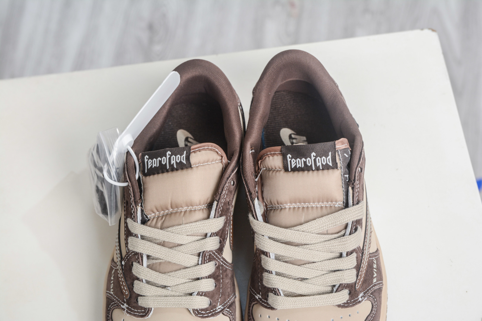 270 TS x Air Jordan x Fear Of God AJ1 Low 倒钩低帮联名FOG-深棕 XS2025-092