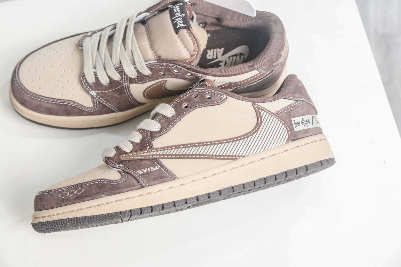 270 TS x Air Jordan x Fear Of God AJ1 Low 倒钩低帮联名FOG-深棕 XS2025-092