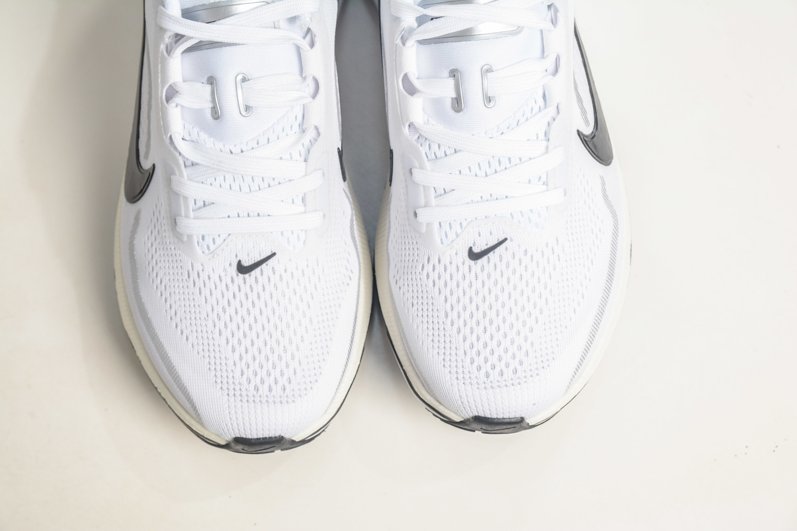 Air Zoom Pegasus 飞马42 IF1688-108