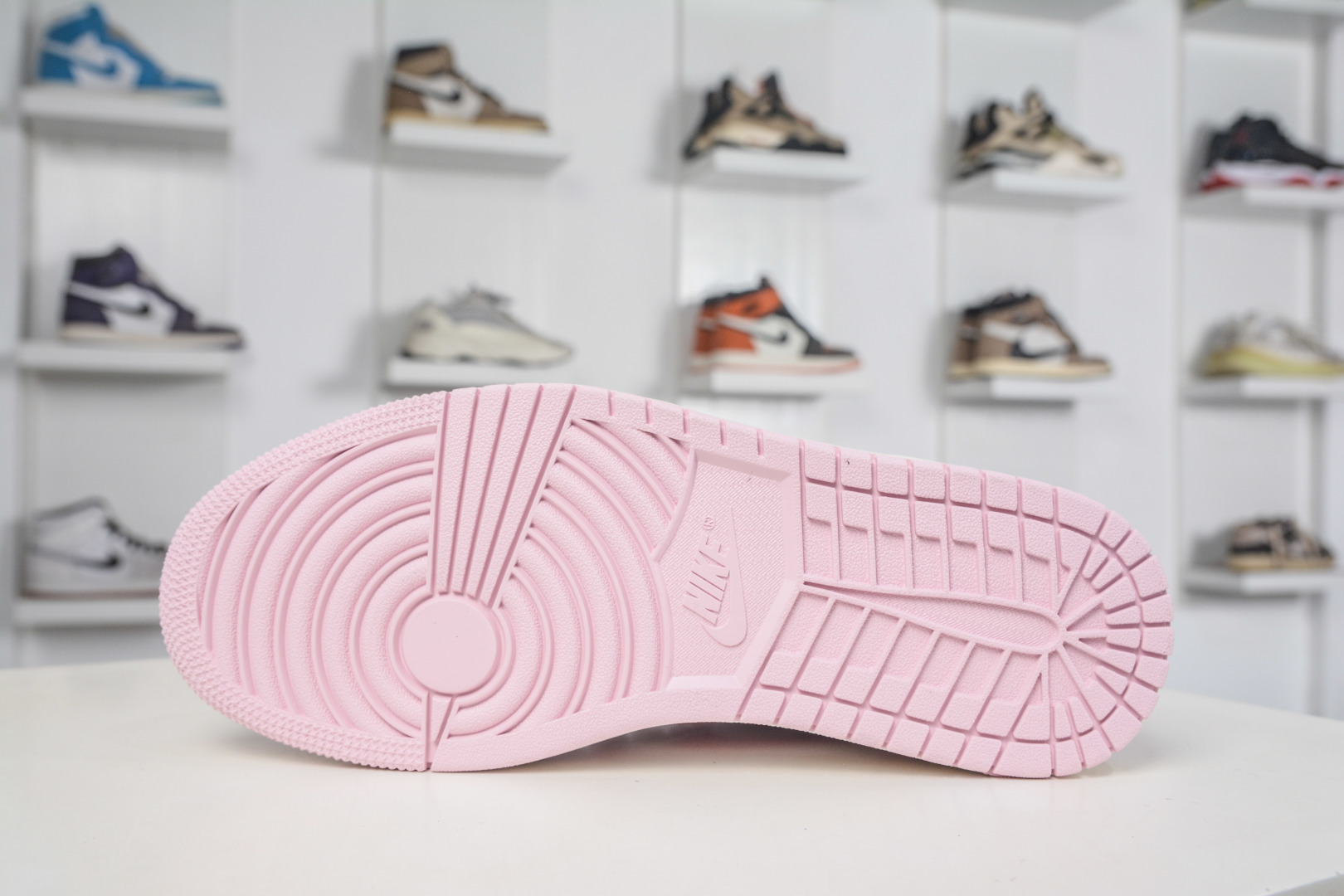 Air Jordan 1 Low 白粉 AJ1 低帮休闲板鞋 DC0774-607