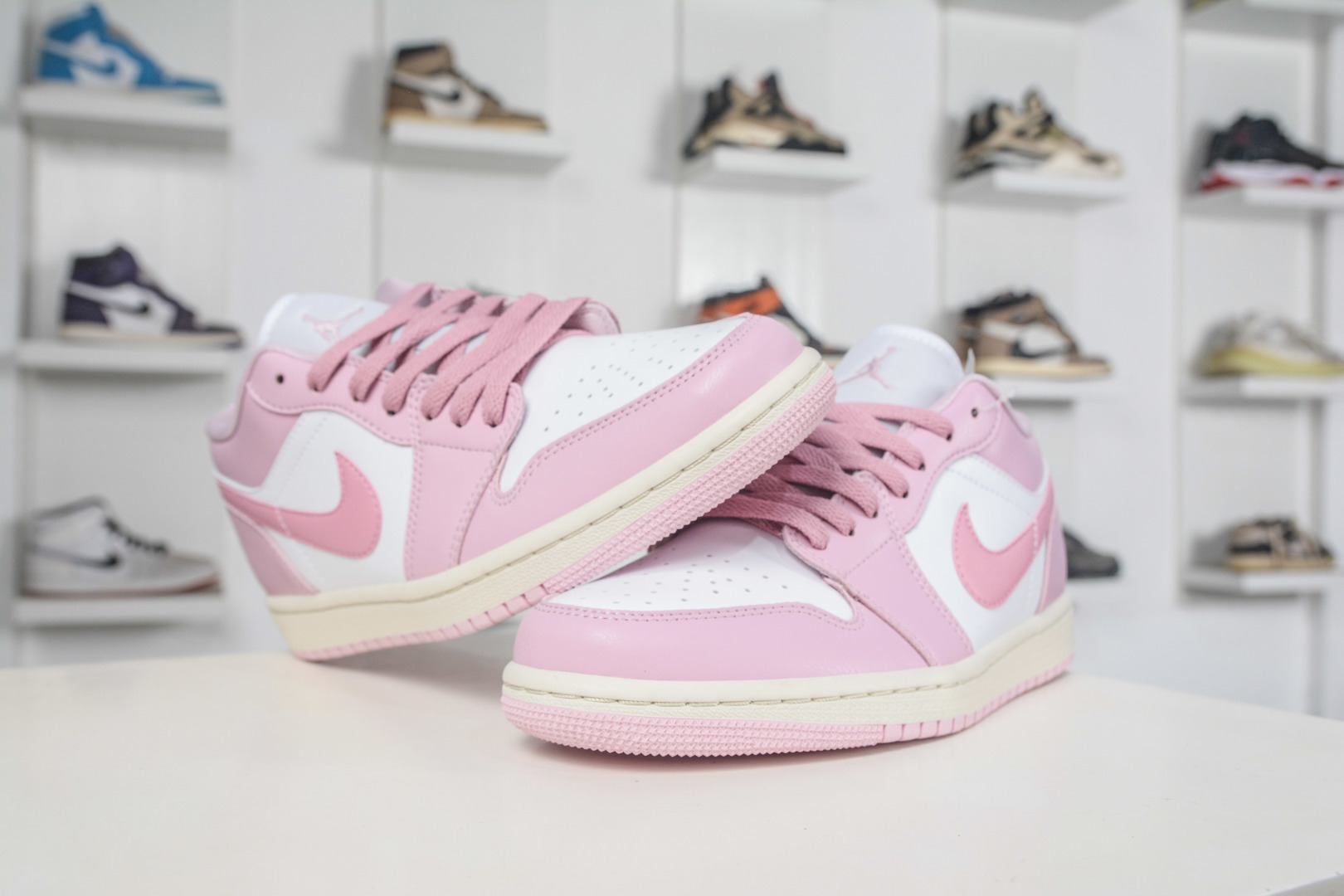 Air Jordan 1 Low 白粉 AJ1 低帮休闲板鞋 DC0774-607