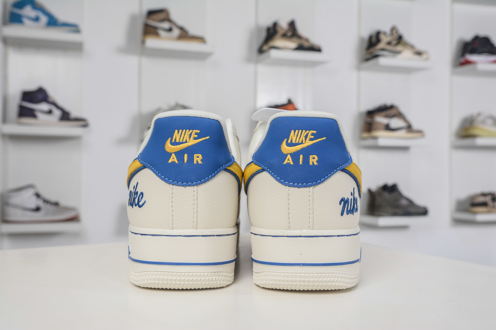 Nike Air Force 1 Low 07 米白黄蓝 FV3694-112 Nike Air Force 1 Low 07 米白黄蓝 FV3694-112