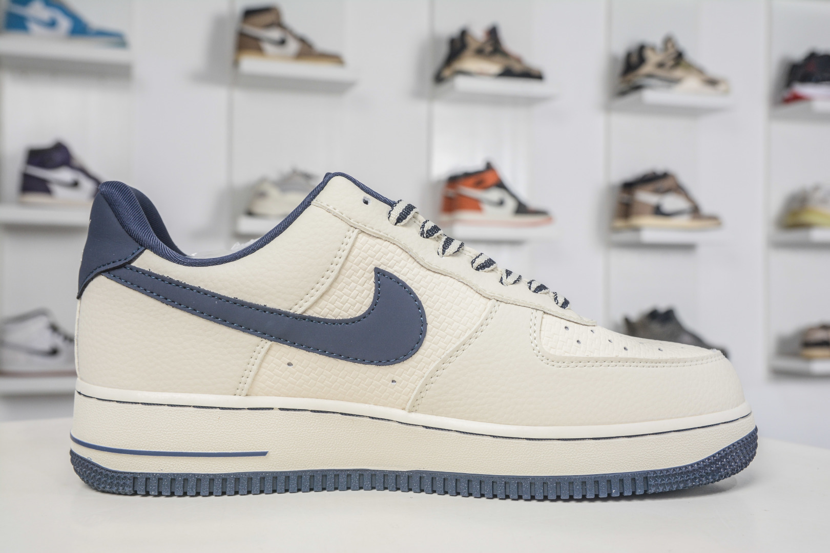 Nike Air Force 1 Low 07 米白藏青 FV3694-110 Nike Air Force 1 Low 07 米白藏青 FV3694-110