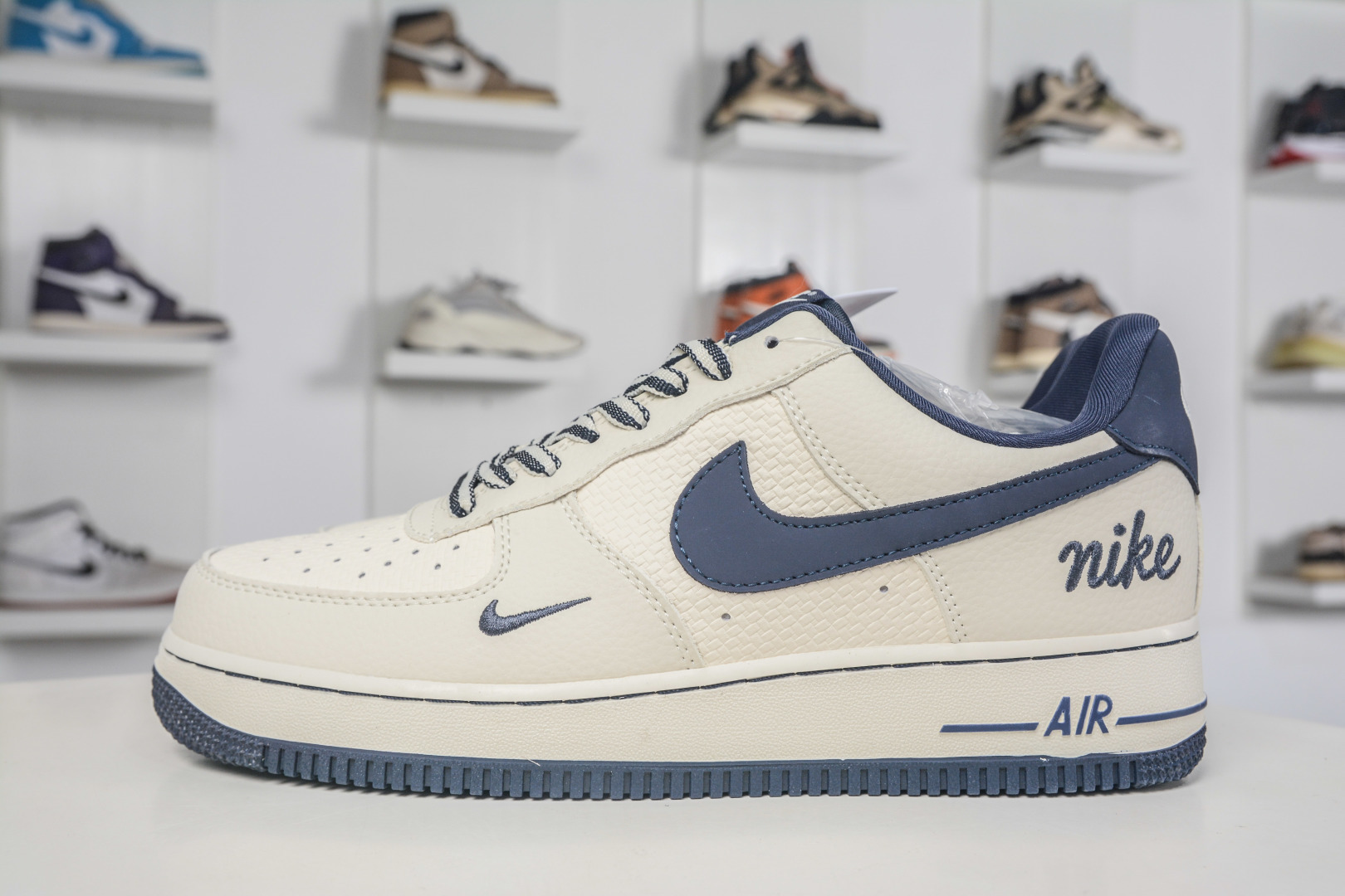 Nike Air Force 1 Low 07 米白藏青 FV3694-110 Nike Air Force 1 Low 07 米白藏青 FV3694-110