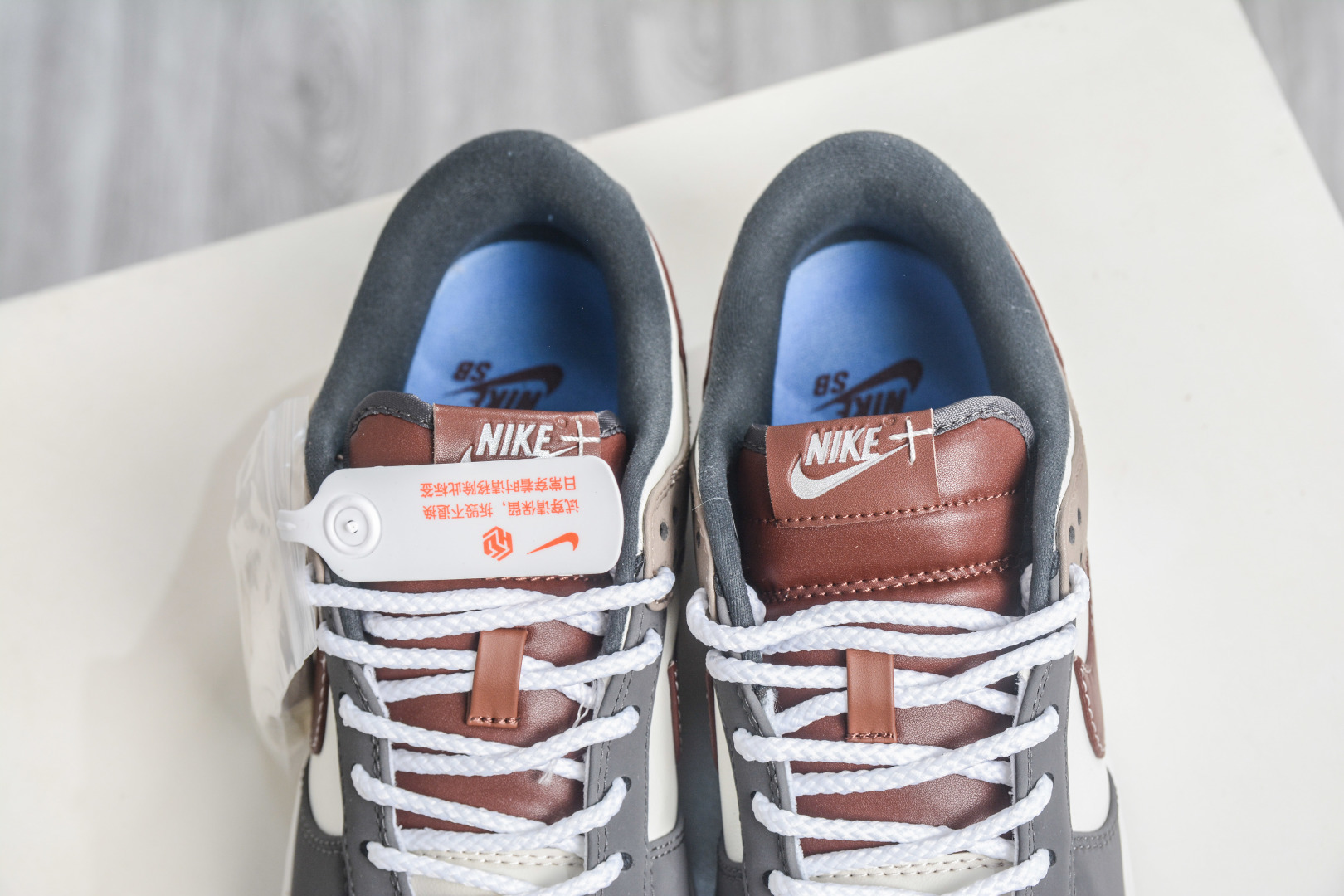 Nike SB Dunk Low 复古枫叶 猛擎制造 灰白棕 IM6670-202 Nike SB Dunk Low 复古枫叶 猛擎制造 灰白棕 IM6670-202