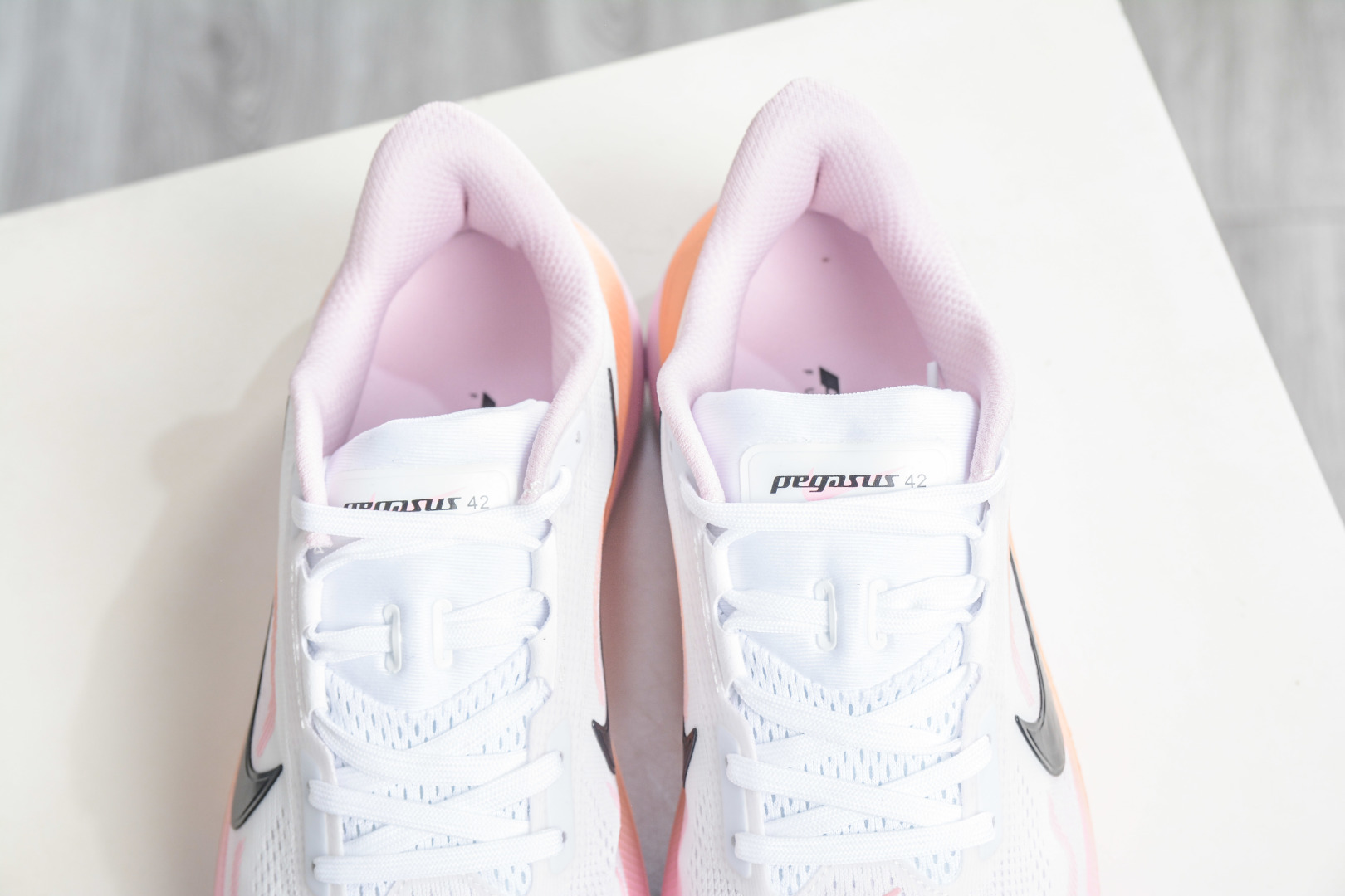 Air Zoom Pegasus 飞马42 IW2036-103 Air Zoom Pegasus 飞马42 IW2036-103
