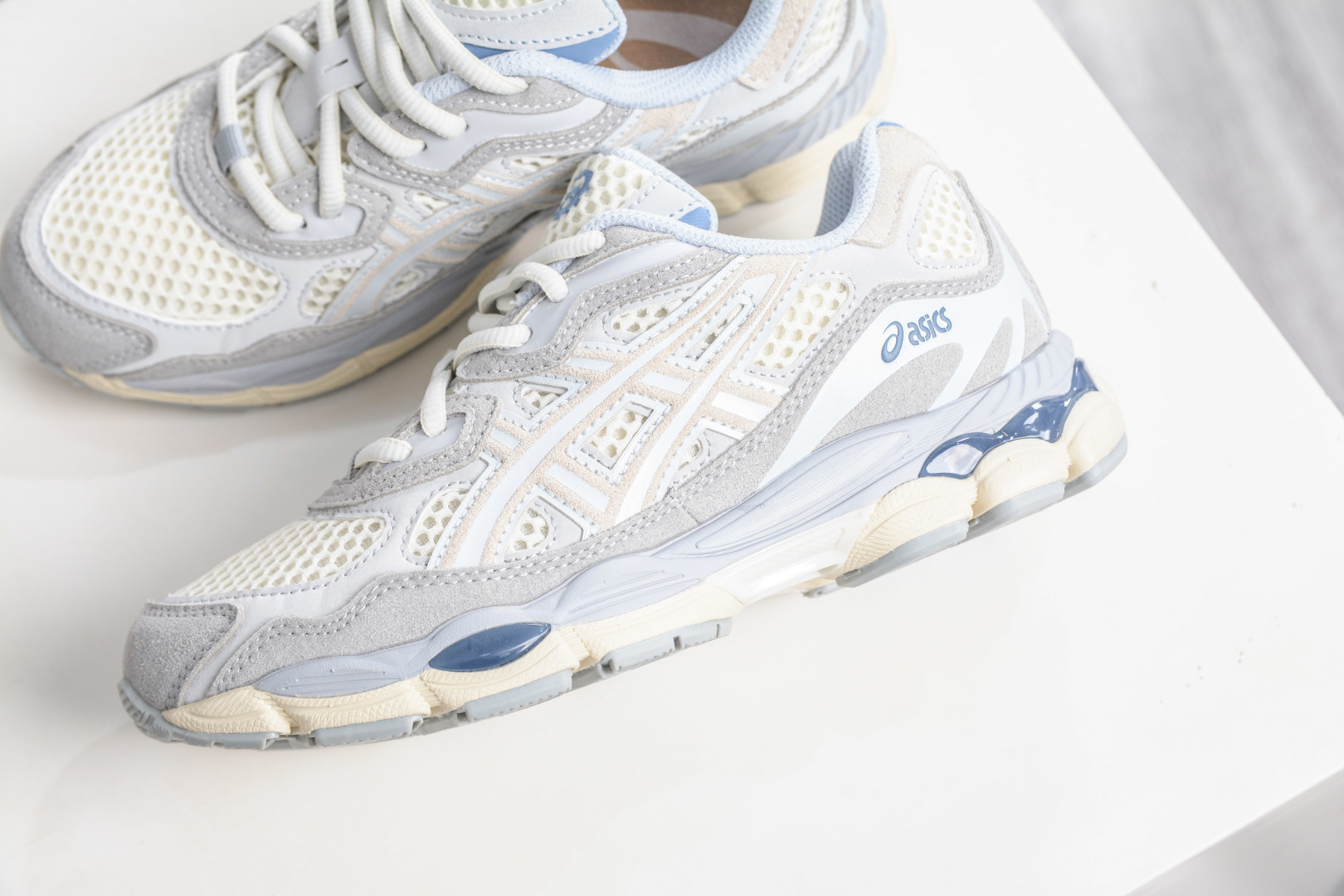 180 Asics Gel-N亚瑟士运动休闲透气专业跑鞋 1203A372-600-Chinese UA Cheap High Quatity Brand Clothes Bags handbags Sneakers wholesale wholesaler seller from China Factory suppliers Fashion Clothing Shoes best Quality Beautiful Price 180 Asics Gel-N亚瑟士运动休闲透气专业跑鞋 1203A372-600