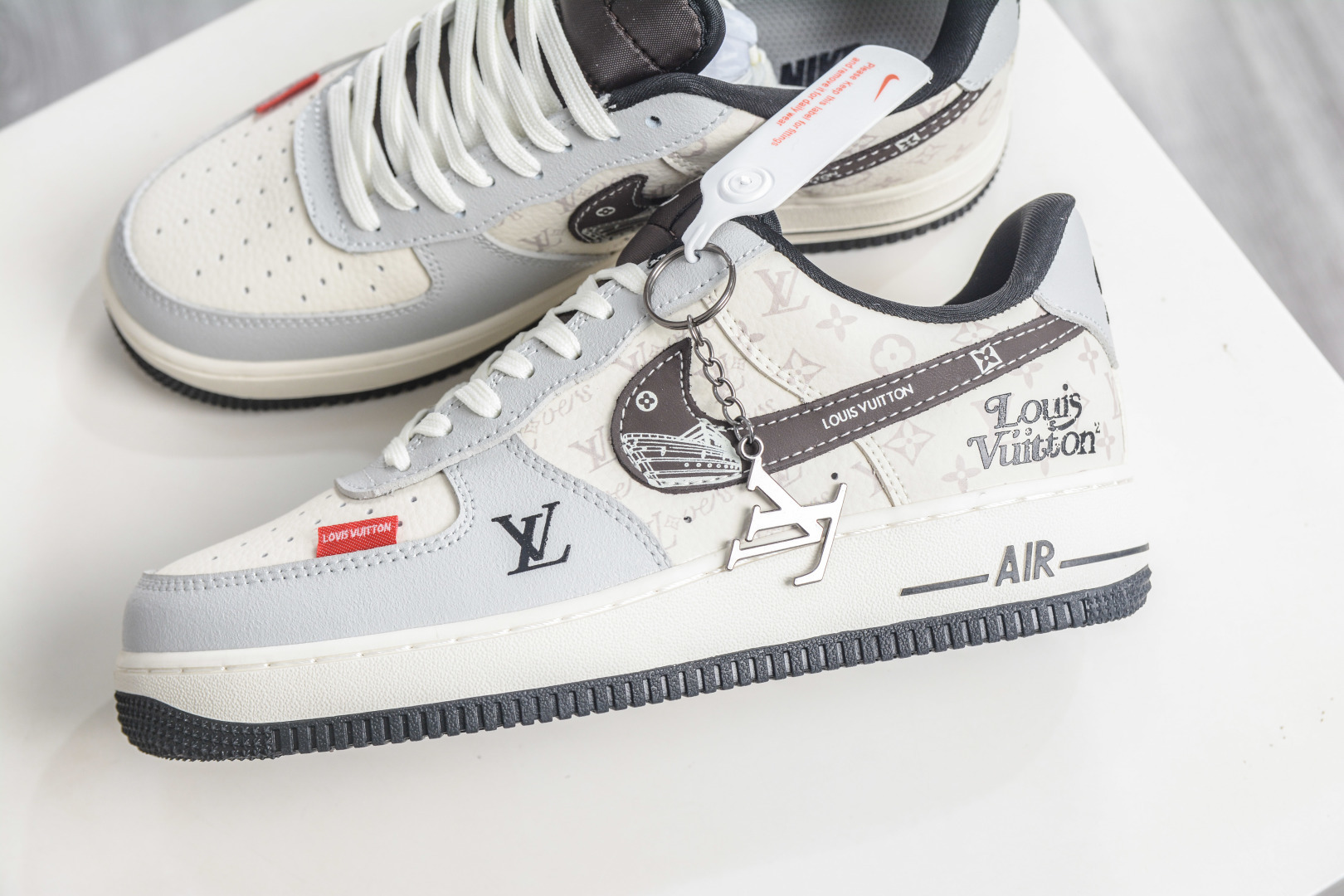 Nike Air Force 1 Low 07 x Louis Vuitton LV联名-米灰棕 DF0188-138 Nike Air Force 1 Low 07 x Louis Vuitton LV联名-米灰棕 DF0188-138