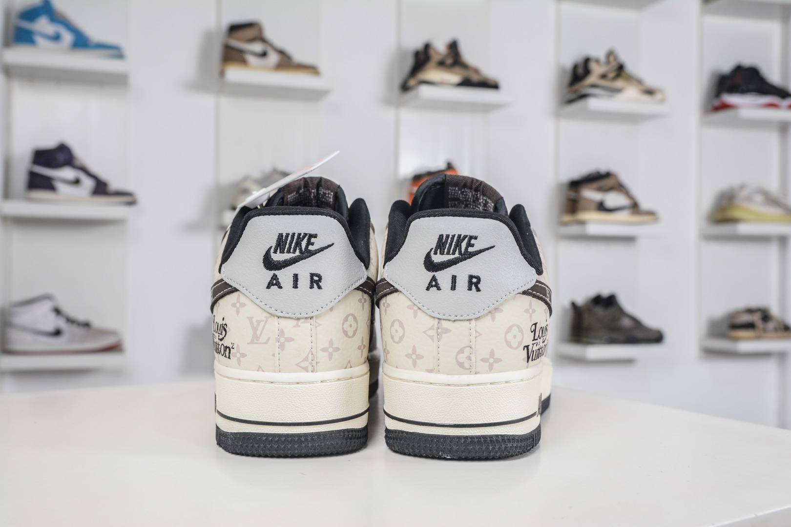 Nike Air Force 1 Low 07 x Louis Vuitton LV联名-米灰棕 DF0188-138 Nike Air Force 1 Low 07 x Louis Vuitton LV联名-米灰棕 DF0188-138