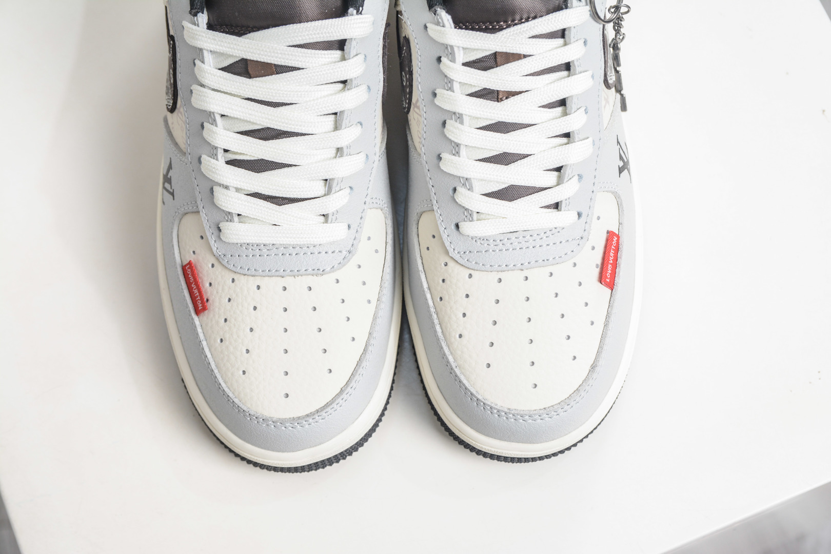 Nike Air Force 1 Low 07 x Louis Vuitton LV联名-米灰棕 DF0188-138 Nike Air Force 1 Low 07 x Louis Vuitton LV联名-米灰棕 DF0188-138