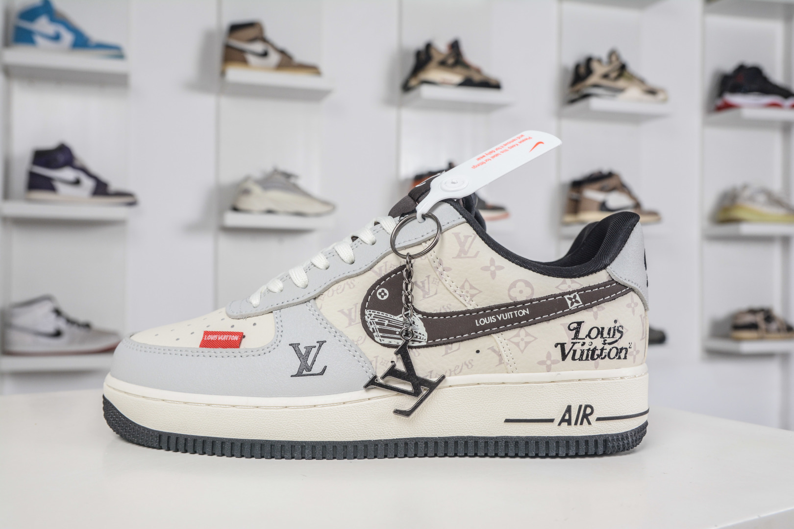 Nike Air Force 1 Low 07 x Louis Vuitton LV联名-米灰棕 DF0188-138 Nike Air Force 1 Low 07 x Louis Vuitton LV联名-米灰棕 DF0188-138