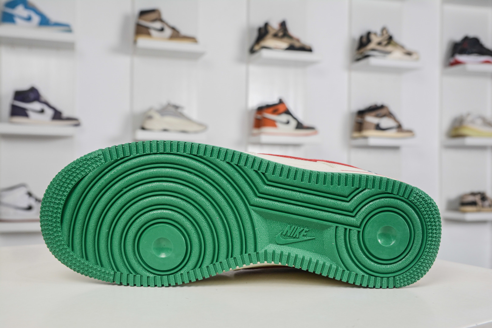 Nike Air Force 1 Low 07 米白绿红 FV3694-108 Nike Air Force 1 Low 07 米白绿红 FV3694-108