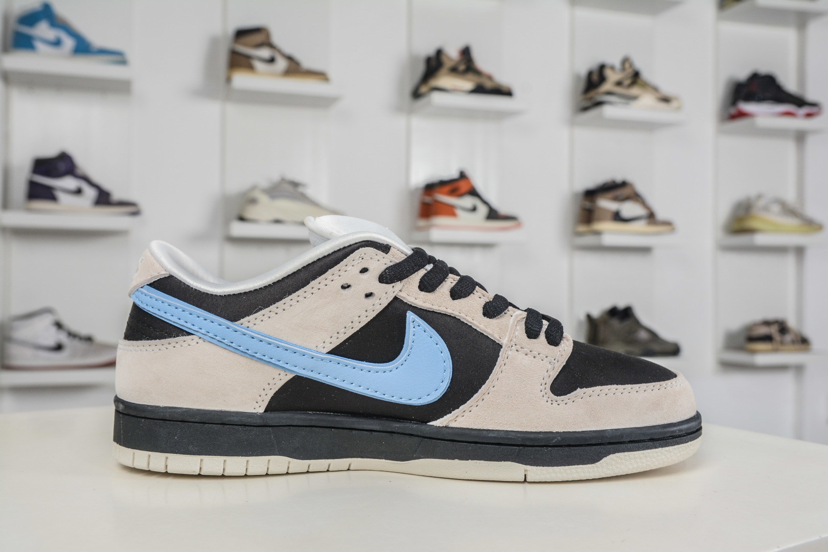 Nike SB Dunk Low 海豚 TMS 西海岸 多巴胺 黑灰蓝 FZ5645-100 Nike SB Dunk Low 海豚 TMS 西海岸 多巴胺 黑灰蓝 FZ5645-100