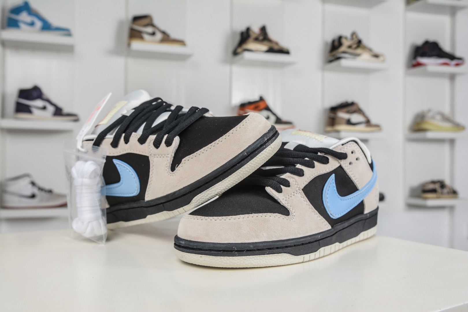 Nike SB Dunk Low 海豚 TMS 西海岸 多巴胺 黑灰蓝 FZ5645-100 Nike SB Dunk Low 海豚 TMS 西海岸 多巴胺 黑灰蓝 FZ5645-100