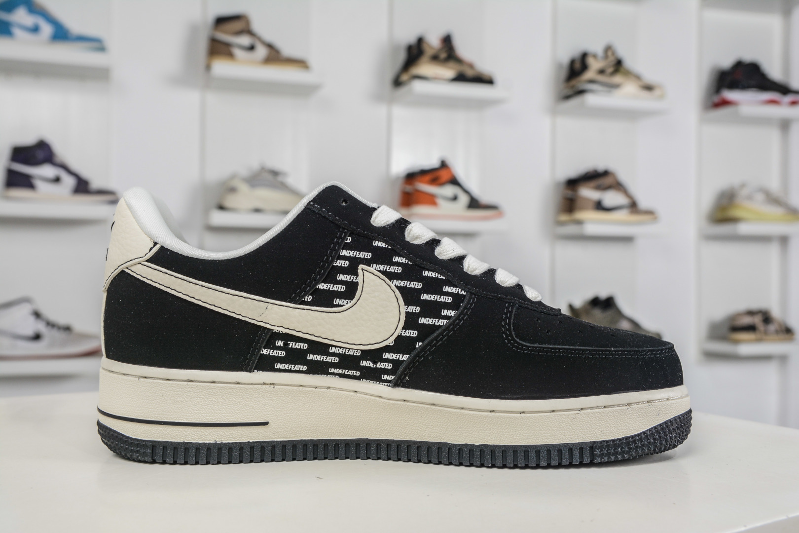 Nike Air Force 1 Low 07 x UNDEFEATED UND联名-黑白 DW8806-004 Nike Air Force 1 Low 07 x UNDEFEATED UND联名-黑白 DW8806-004