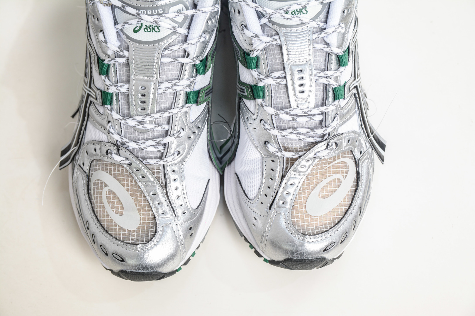 ASICS Gel-Nimbus 10.1 亚瑟士雨云10.1代系列轻量缓震休闲运动跑步鞋 1203A814-020 ASICS Gel-Nimbus 10.1 亚瑟士雨云10.1代系列轻量缓震休闲运动跑步鞋 1203A814-020