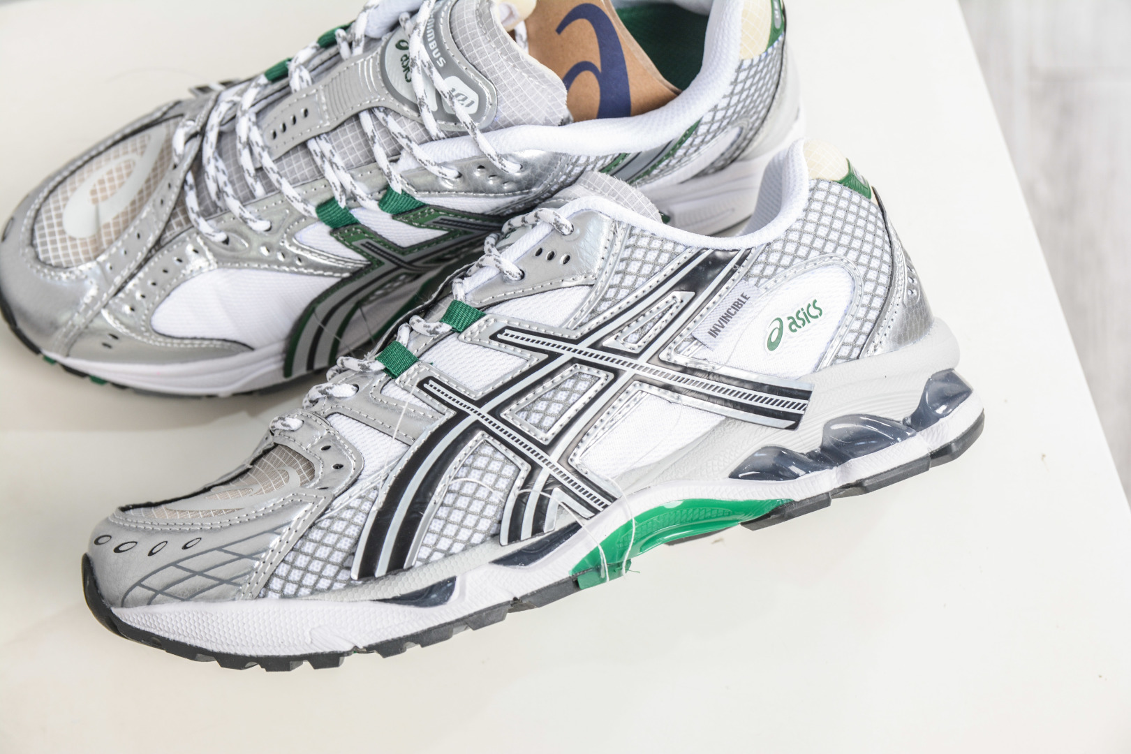 ASICS Gel-Nimbus 10.1 亚瑟士雨云10.1代系列轻量缓震休闲运动跑步鞋 1203A814-020 ASICS Gel-Nimbus 10.1 亚瑟士雨云10.1代系列轻量缓震休闲运动跑步鞋 1203A814-020