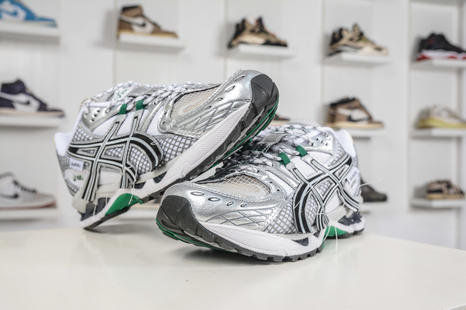 ASICS Gel-Nimbus 10.1 亚瑟士雨云10.1代系列轻量缓震休闲运动跑步鞋 1203A814-020 ASICS Gel-Nimbus 10.1 亚瑟士雨云10.1代系列轻量缓震休闲运动跑步鞋 1203A814-020