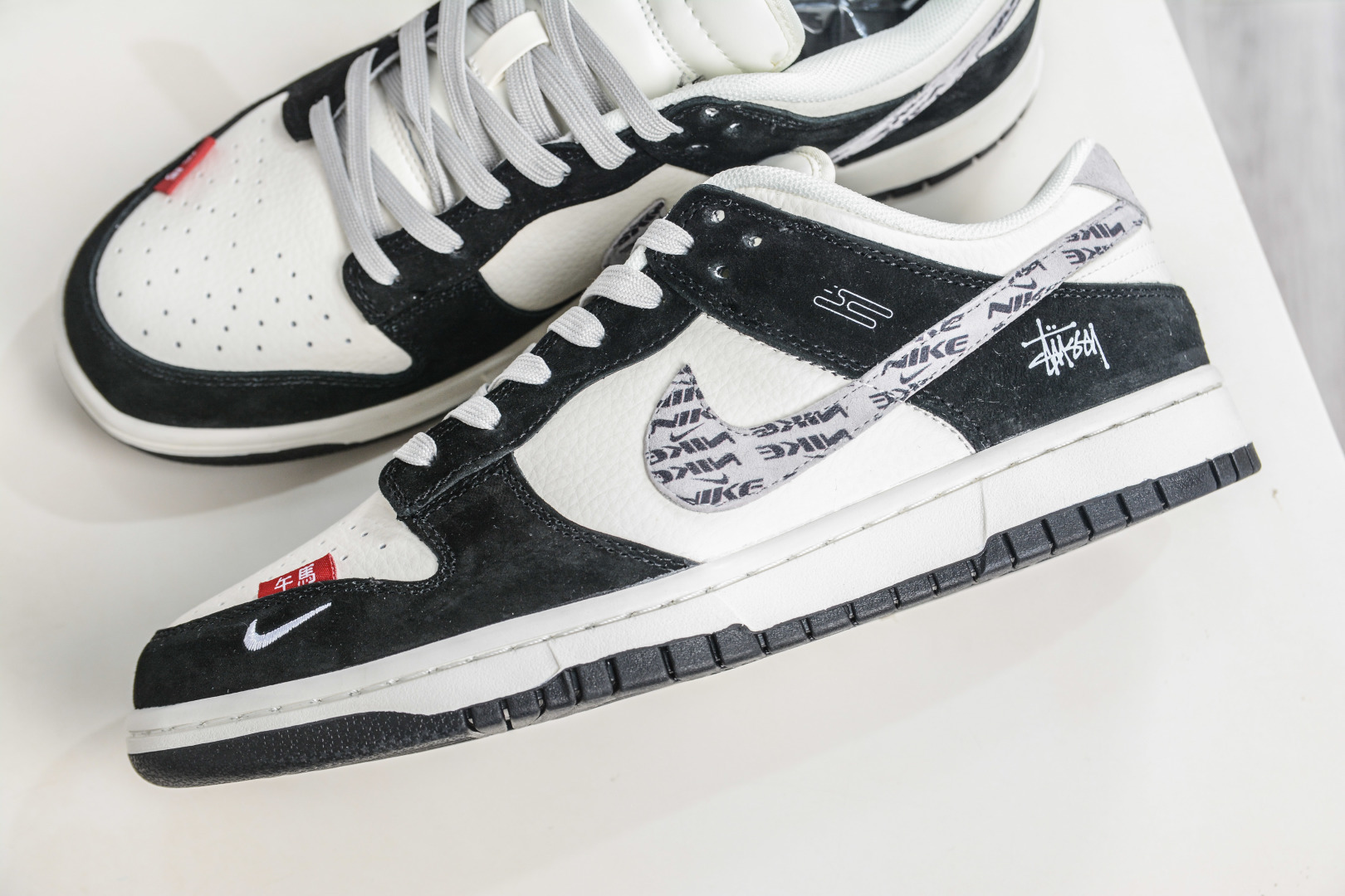 Nike SB Dunk Low X Stussy 斯图西联名—米白黑 XZ5899-111