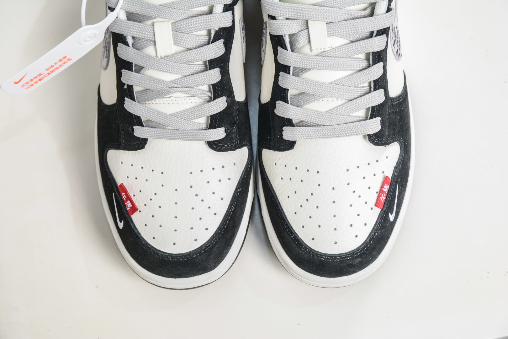 Nike SB Dunk Low X Stussy 斯图西联名—米白黑 XZ5899-111