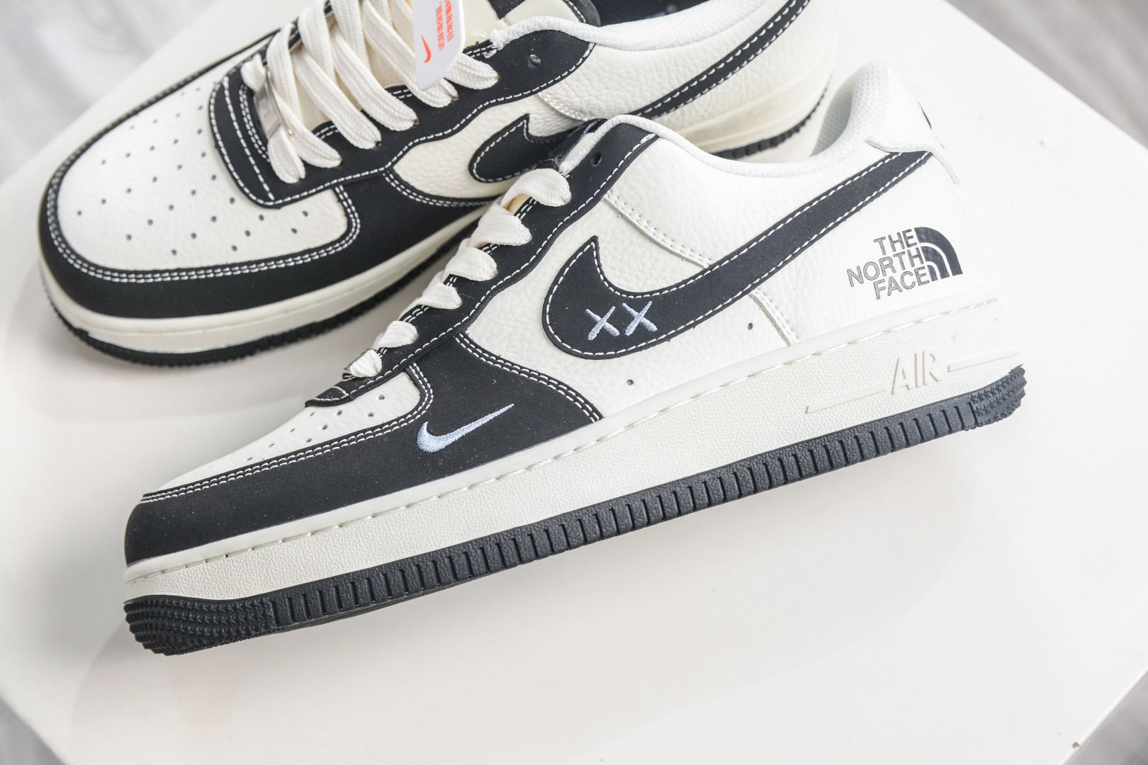 250 The North Face x NIke Air Force 1 北面联名-米白黑 MM3399-821