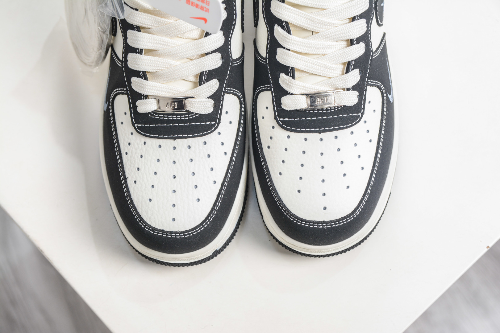 250 The North Face x NIke Air Force 1 北面联名-米白黑 MM3399-821