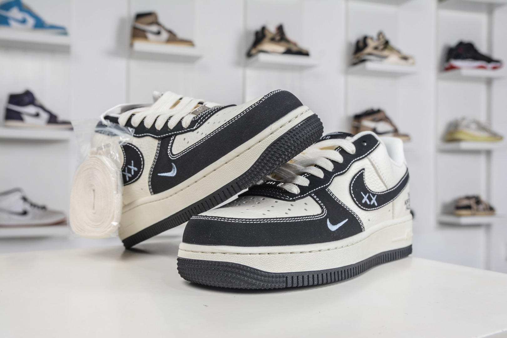 250 The North Face x NIke Air Force 1 北面联名-米白黑 MM3399-821