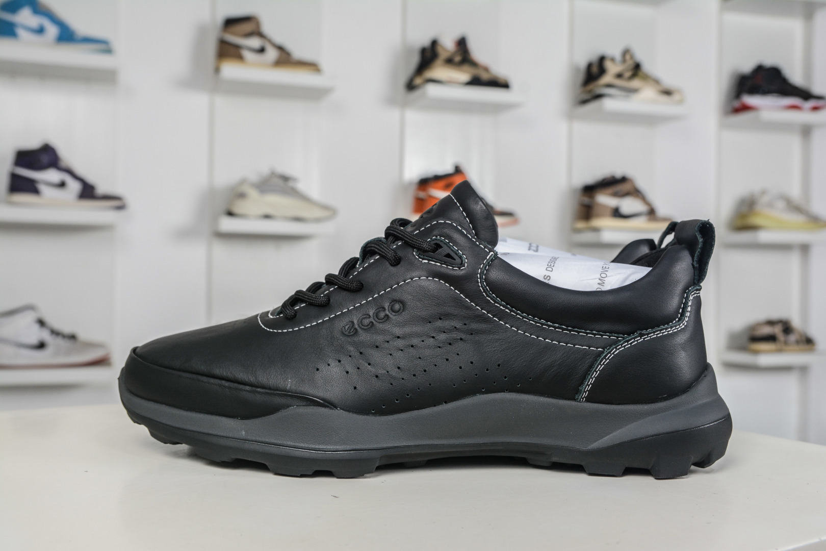 ECCO爱步男鞋真皮四季鞋 健步系列运动鞋休闲跑步鞋 890418-010 ECCO爱步男鞋真皮四季鞋 健步系列运动鞋休闲跑步鞋 890418-010
