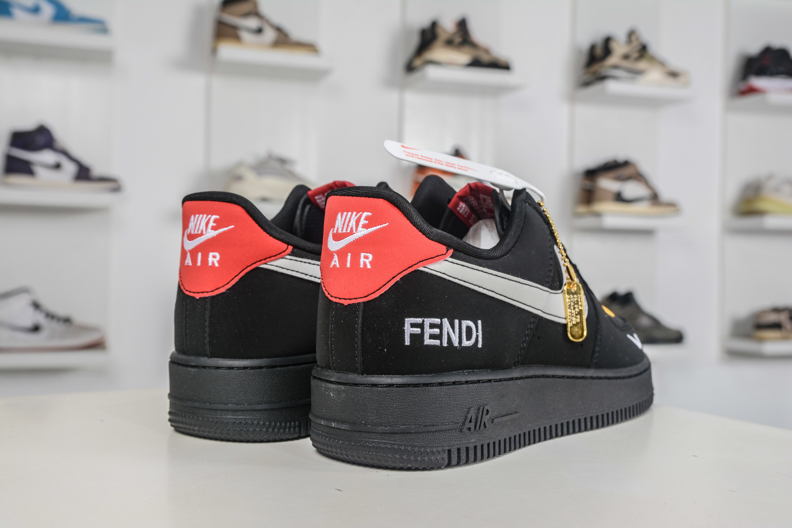 Nike Air Force 1 Low 07 x FENDI 芬迪联名-黑白黄 SY1388-038 Nike Air Force 1 Low 07 x FENDI 芬迪联名-黑白黄 SY1388-038