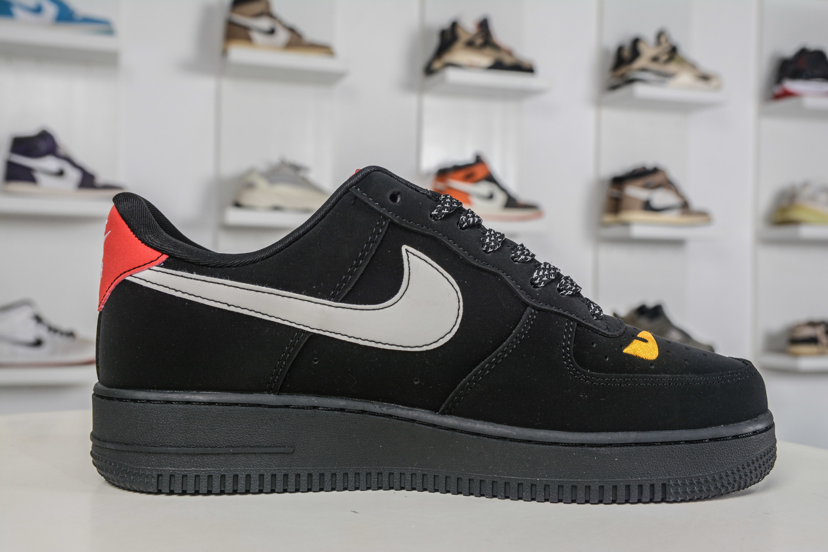 Nike Air Force 1 Low 07 x FENDI 芬迪联名-黑白黄 SY1388-038 Nike Air Force 1 Low 07 x FENDI 芬迪联名-黑白黄 SY1388-038