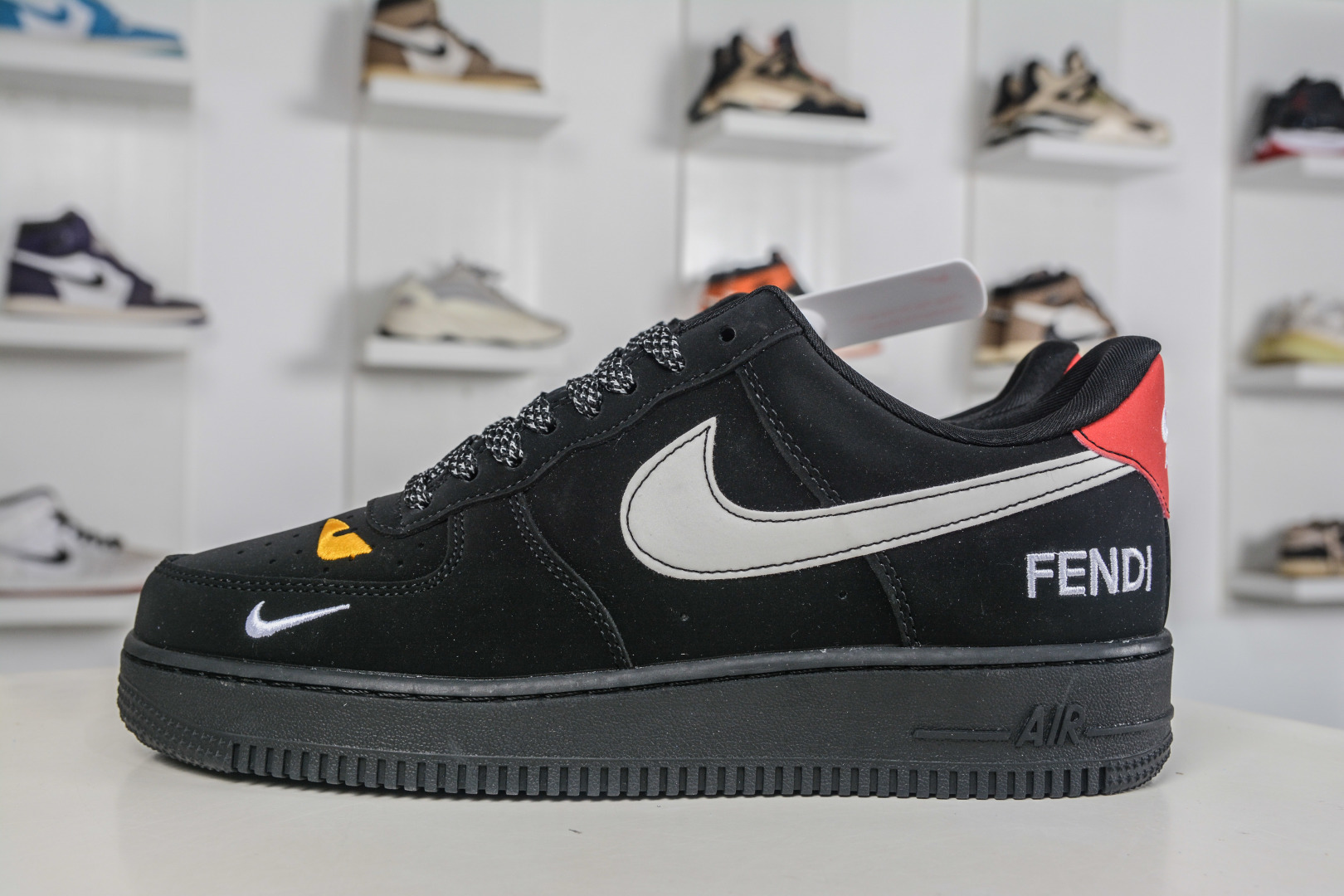 Nike Air Force 1 Low 07 x FENDI 芬迪联名-黑白黄 SY1388-038 Nike Air Force 1 Low 07 x FENDI 芬迪联名-黑白黄 SY1388-038