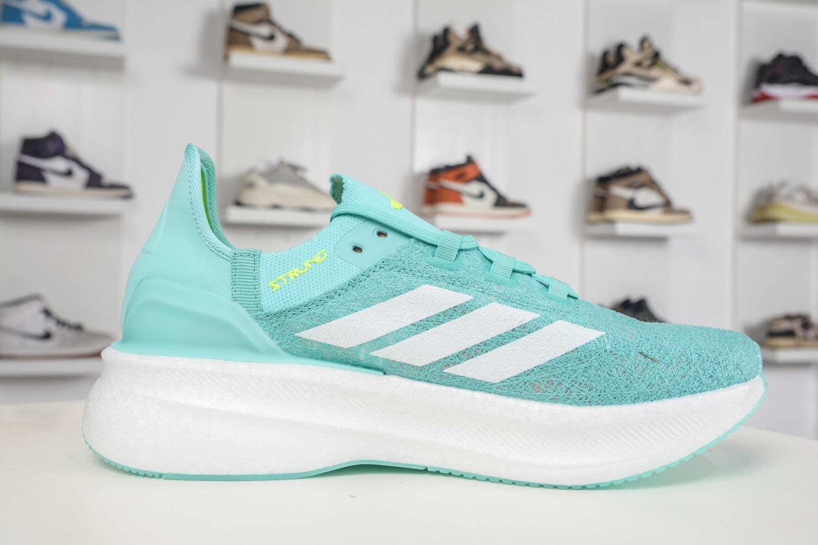AD Ultraboost ub 5.0 Strung 爆米花舒适贴合跑步鞋 JQ2936 AD Ultraboost ub 5.0 Strung 爆米花舒适贴合跑步鞋 JQ2936