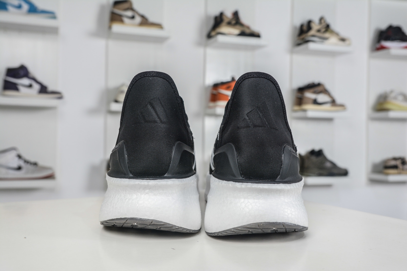 AD Ultraboost ub 5.0 Strung 爆米花舒适贴合跑步鞋 JQ2937 AD Ultraboost ub 5.0 Strung 爆米花舒适贴合跑步鞋 JQ2937
