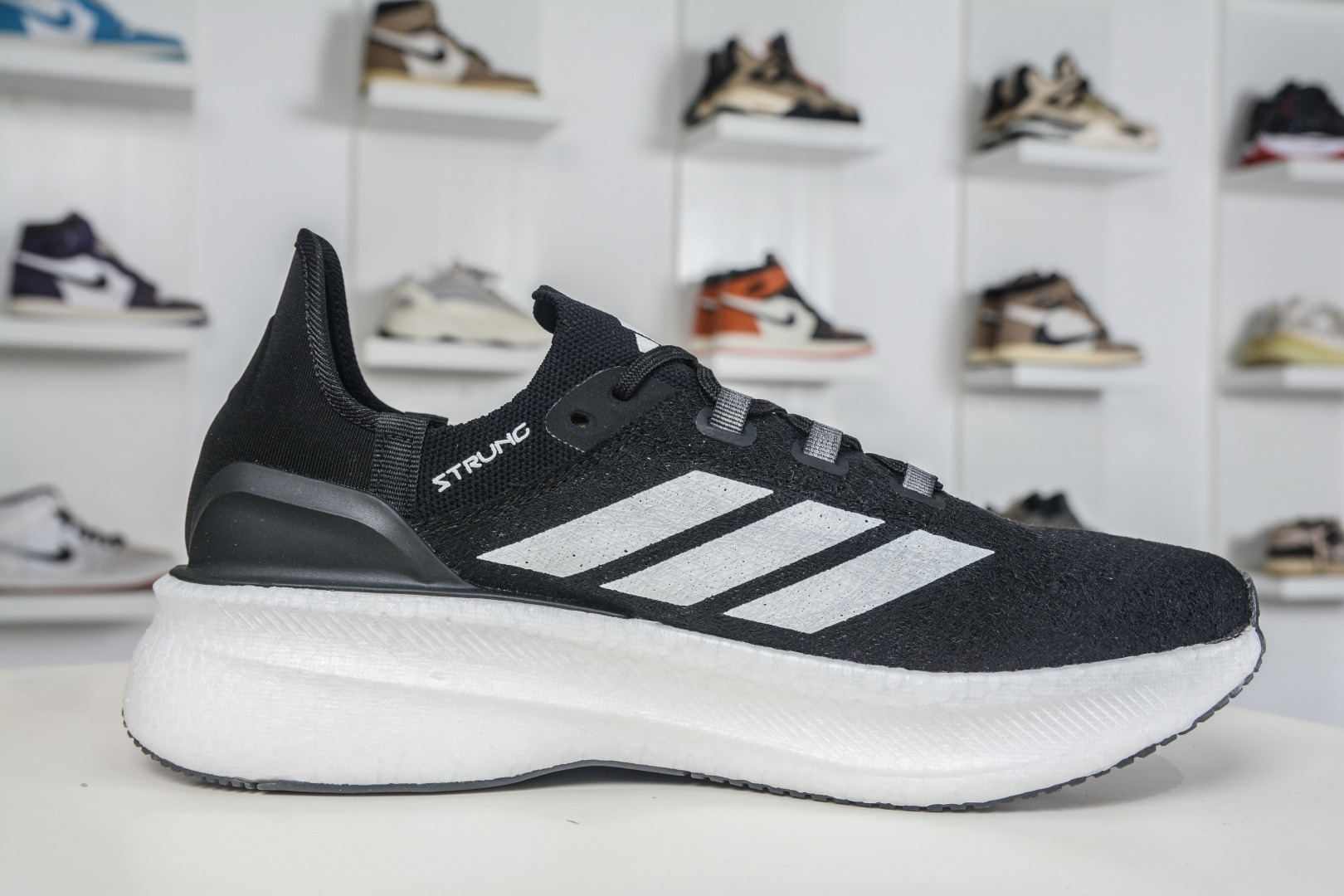 AD Ultraboost ub 5.0 Strung 爆米花舒适贴合跑步鞋 JQ2937 AD Ultraboost ub 5.0 Strung 爆米花舒适贴合跑步鞋 JQ2937