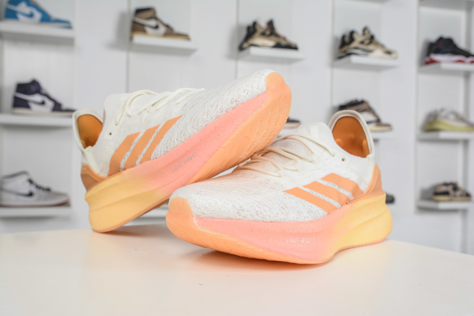 AD Ultraboost ub 5.0 Strung 爆米花舒适贴合跑步鞋 JH8188 AD Ultraboost ub 5.0 Strung 爆米花舒适贴合跑步鞋 JH8188