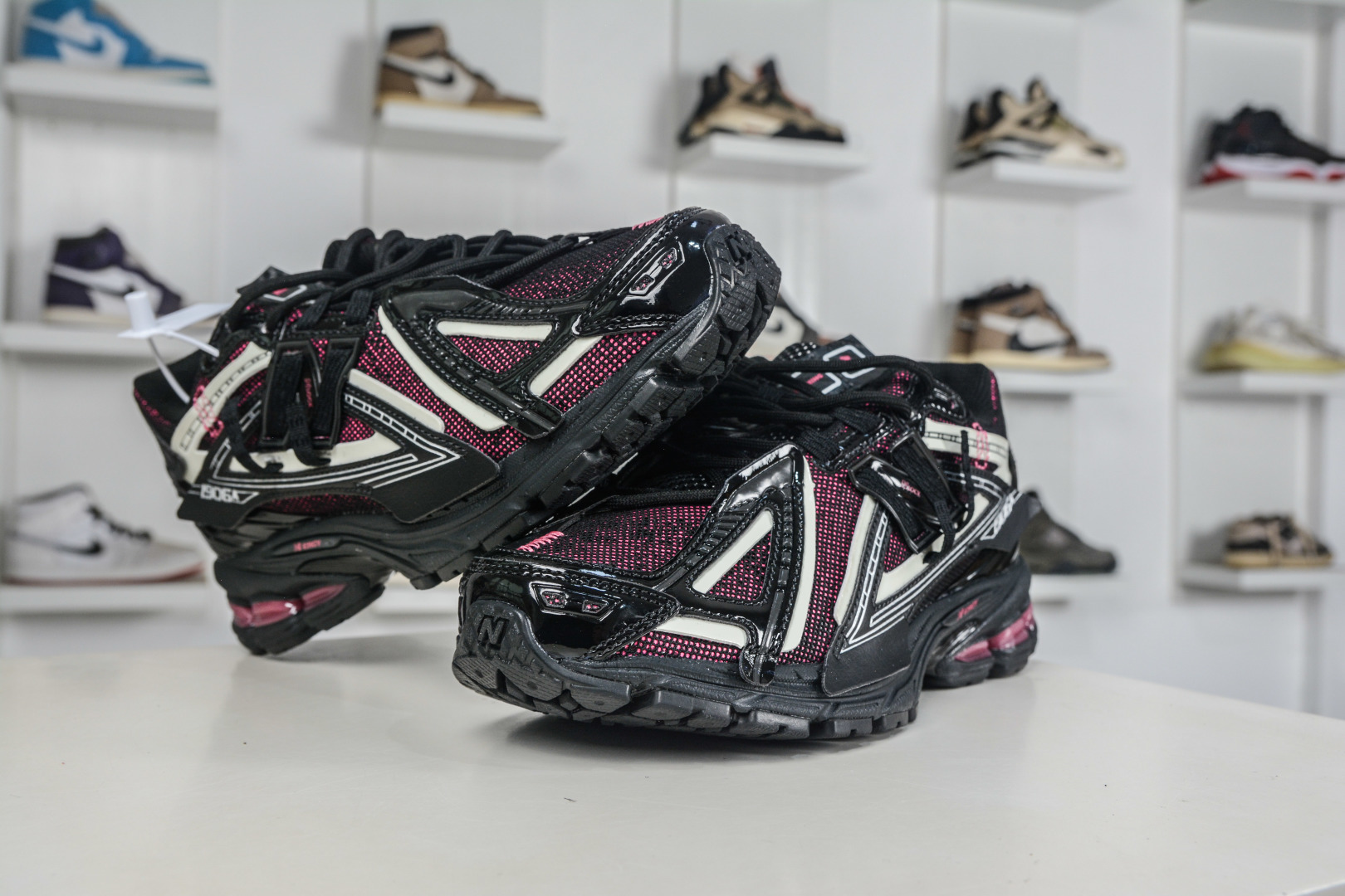 T版New Balance M1906系列 NB新百伦系列复古老爹风休闲运动慢跑鞋 U1906AD T版New Balance M1906系列 NB新百伦系列复古老爹风休闲运动慢跑鞋 U1906AD