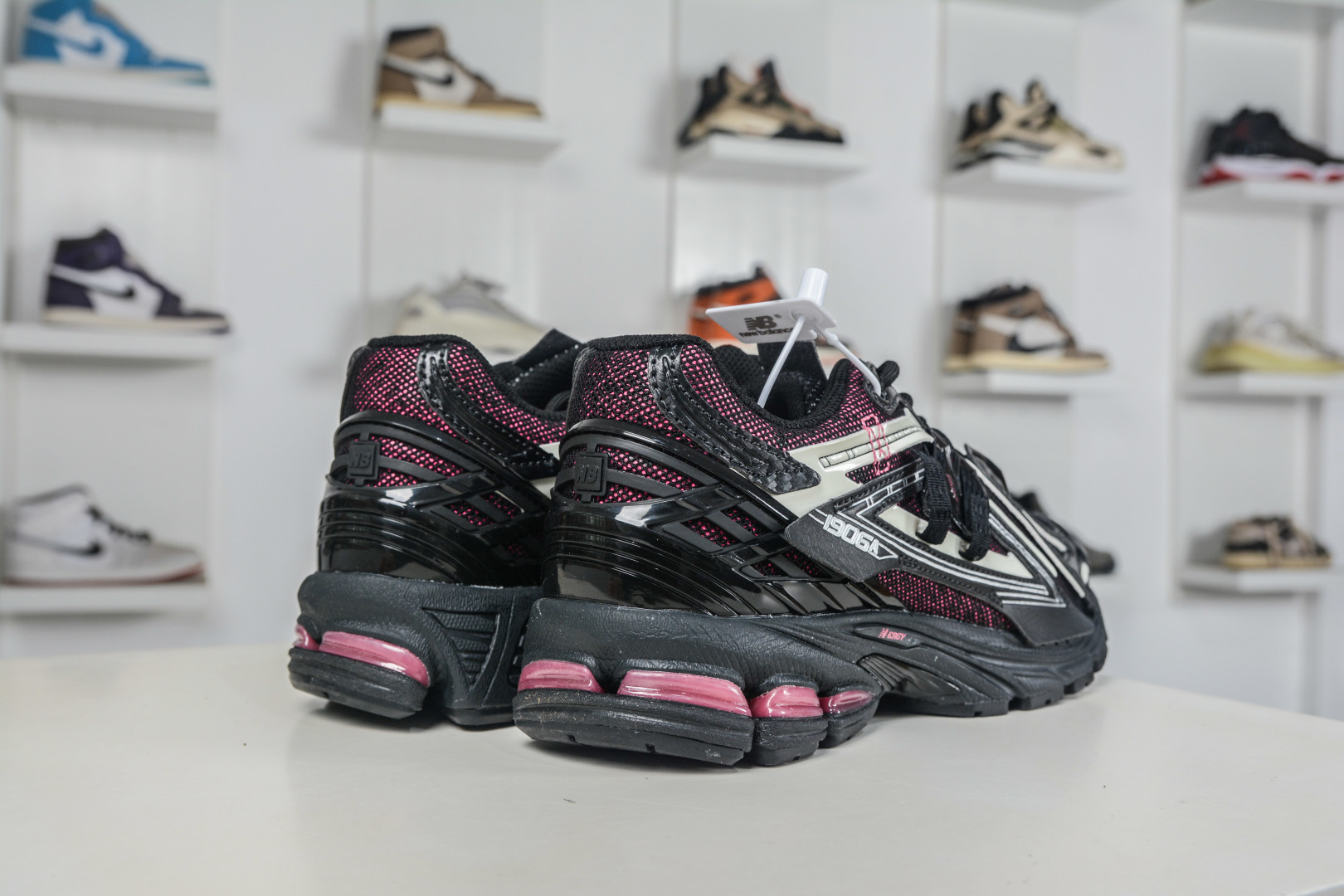 T版New Balance M1906系列 NB新百伦系列复古老爹风休闲运动慢跑鞋 U1906AD T版New Balance M1906系列 NB新百伦系列复古老爹风休闲运动慢跑鞋 U1906AD