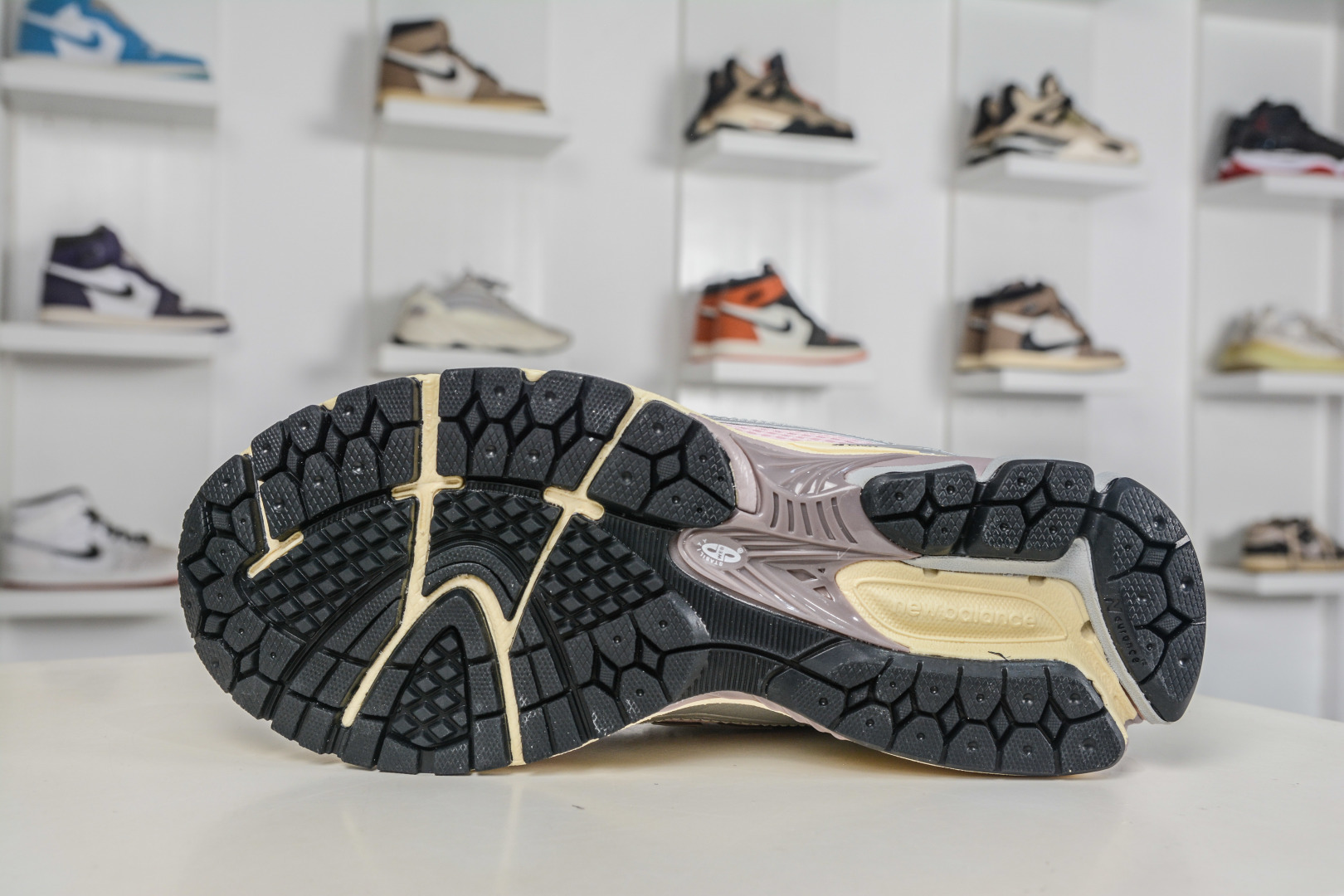T版New Balance M1906系列 NB新百伦系列复古老爹风休闲运动慢跑鞋 U1906RNF T版New Balance M1906系列 NB新百伦系列复古老爹风休闲运动慢跑鞋 U1906RNF