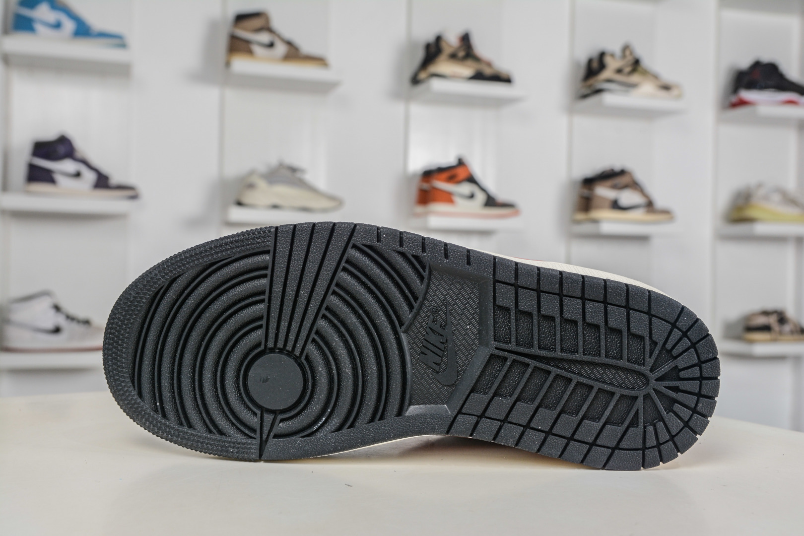 Air Jordan 1 Low 黑粉脚趾 AJ1 低帮休闲板鞋 553560-081