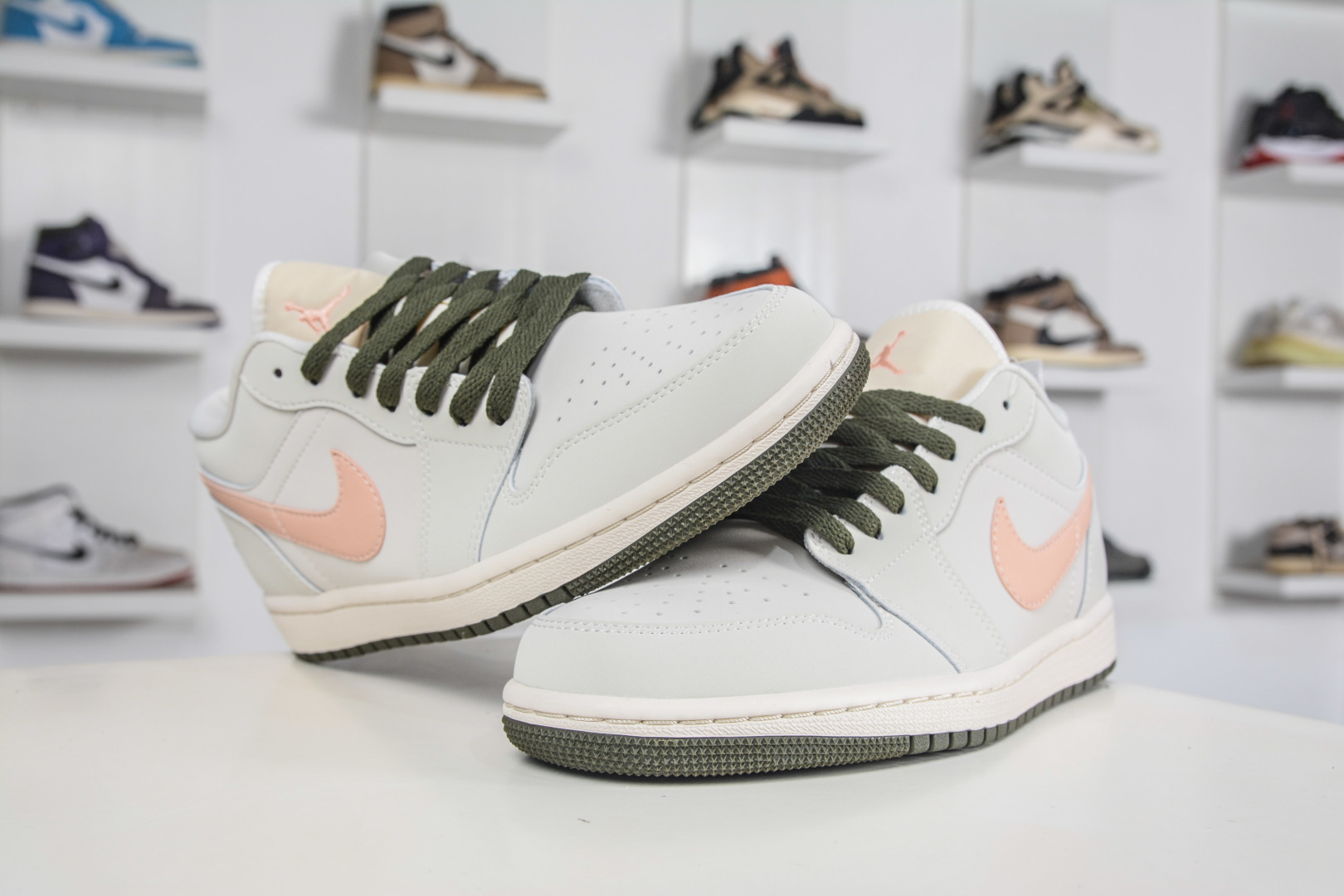 Air Jordan 1 Low 帆白粉橙 AJ1 低帮休闲板鞋 DC0774-111 Air Jordan 1 Low 帆白粉橙 AJ1 低帮休闲板鞋 DC0774-111