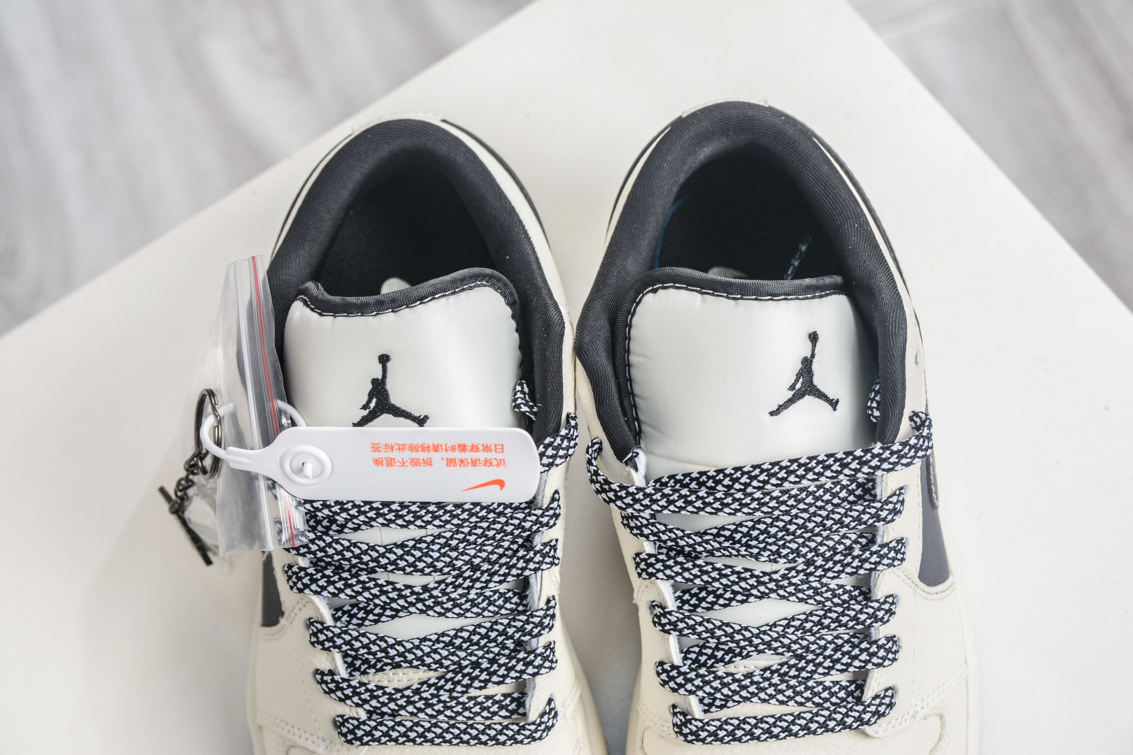 Air Jordan 1 Retro Low x Balenciaga 巴黎世家联名-白炫彩 LL8888-007 Air Jordan 1 Retro Low x Balenciaga 巴黎世家联名-白炫彩 LL8888-007