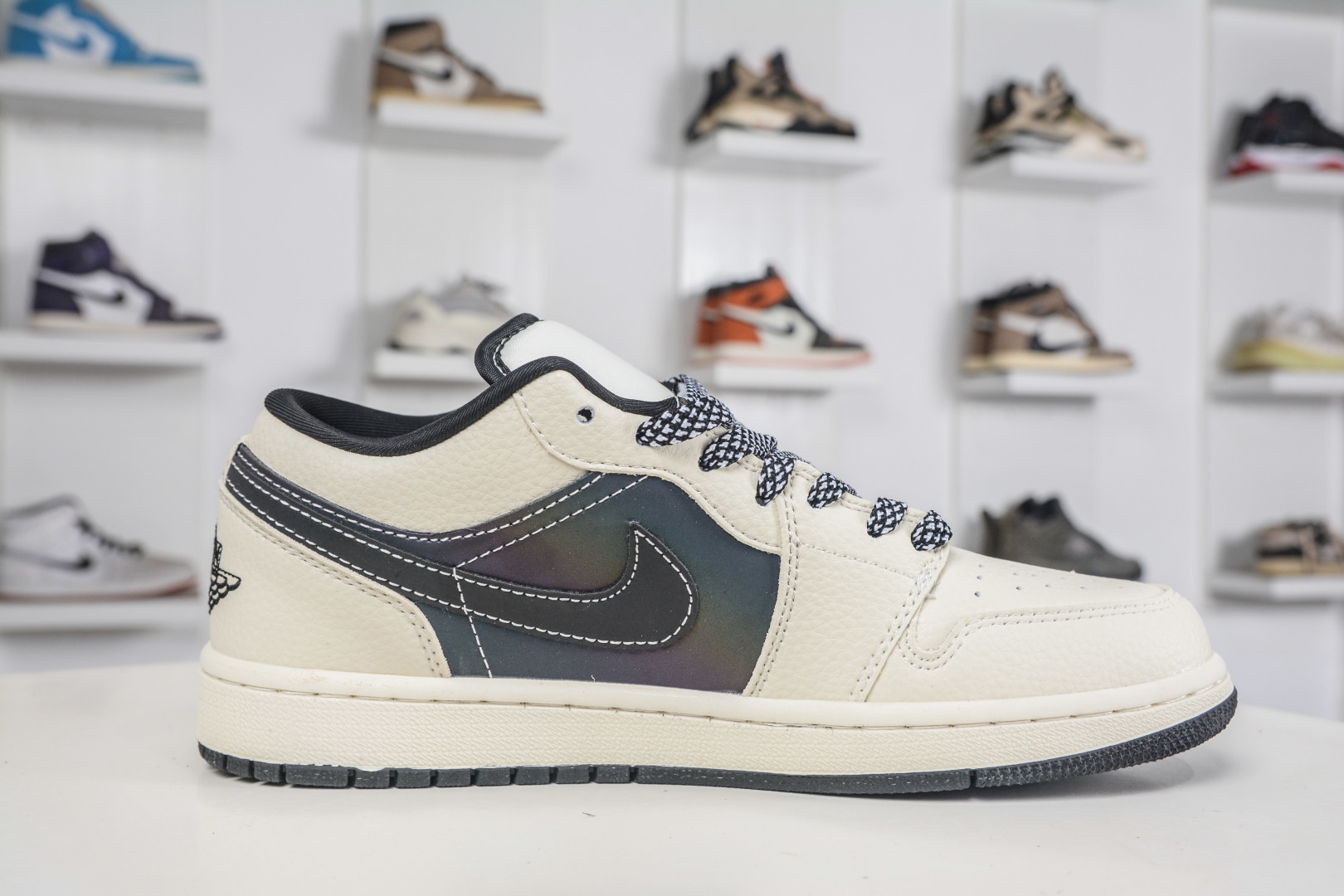 Air Jordan 1 Retro Low x Balenciaga 巴黎世家联名-白炫彩 LL8888-007 Air Jordan 1 Retro Low x Balenciaga 巴黎世家联名-白炫彩 LL8888-007