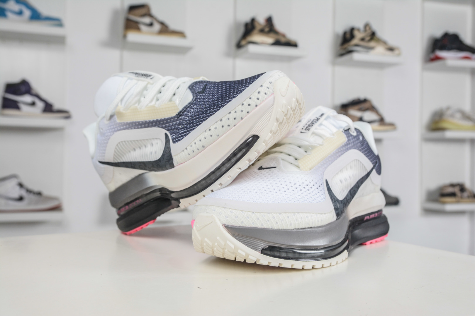 Nike Air Zoom Pegasus Premium SE 耐克网面全掌气垫缓震跑鞋 IQ1130-001 Nike Air Zoom Pegasus Premium SE 耐克网面全掌气垫缓震跑鞋 IQ1130-001