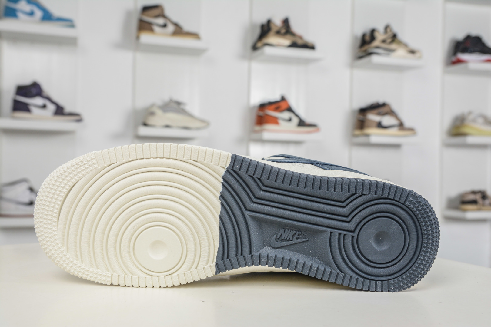 Nike Air Force 1 Low 07 x Louis Vuitton LV联名-白藏青 KG6699-F50 Nike Air Force 1 Low 07 x Louis Vuitton LV联名-白藏青 KG6699-F50