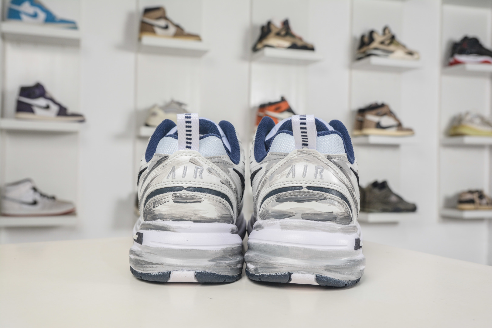 Alternative view of Sneakers 13419