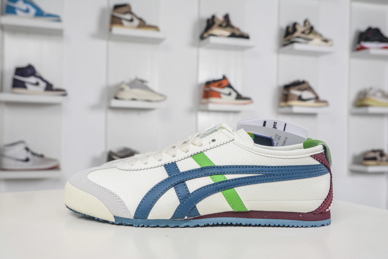 Sneakers 13416