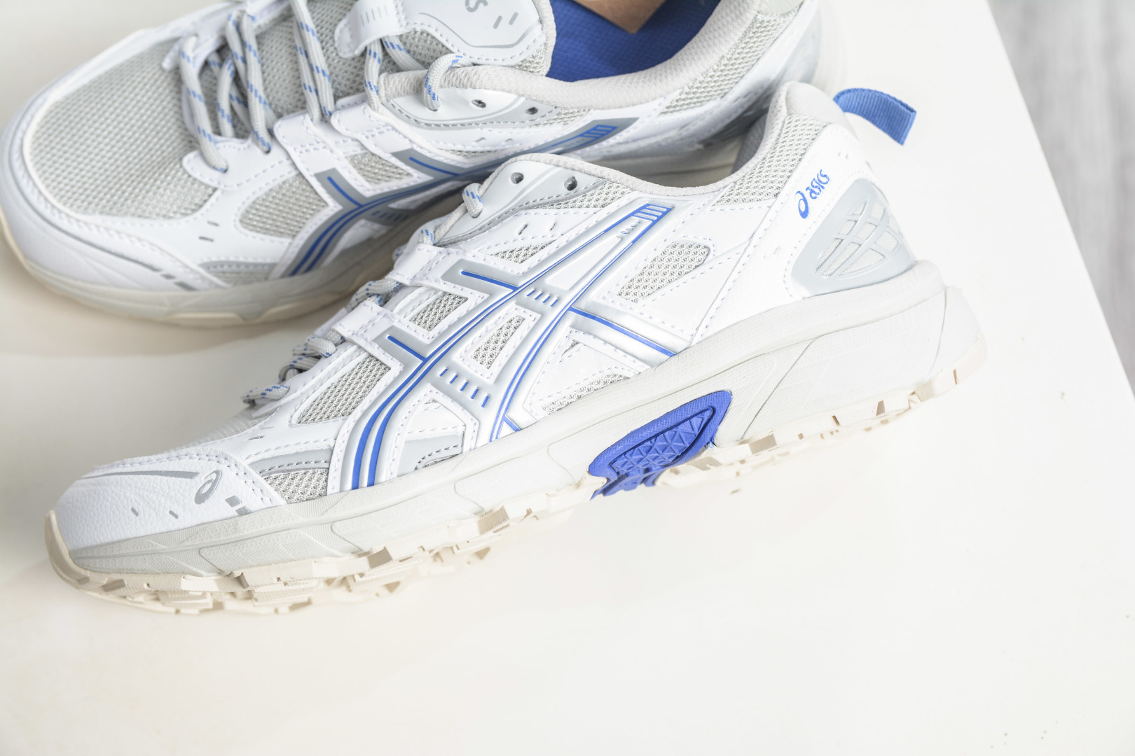 X版 亚瑟士/Asics Gel-Nunobik”White Sapphire”布引系列低帮轻量缓震休闲运动跑步鞋 1203A536-100 X版 亚瑟士/Asics Gel-Nunobik”White Sapphire”布引系列低帮轻量缓震休闲运动跑步鞋 1203A536-100
