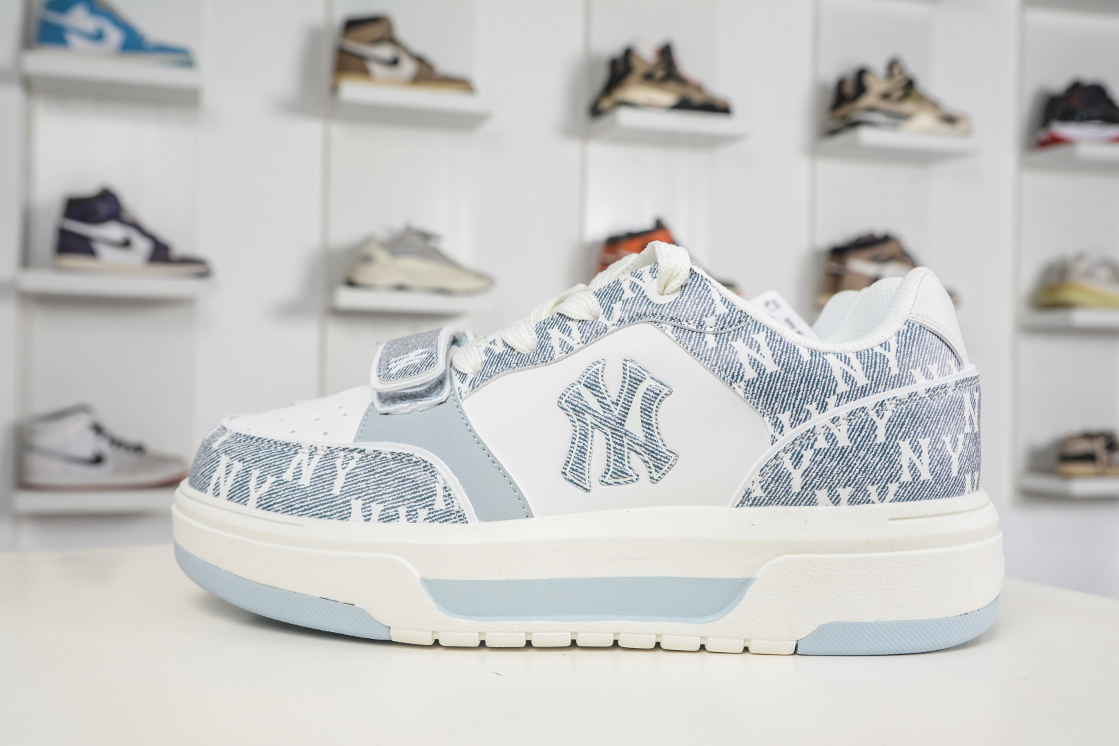 Sneakers 09921