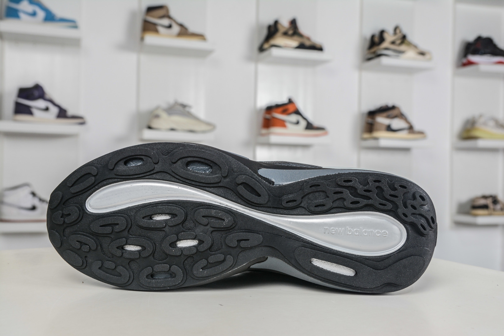 200 New Balance NB AC Runner 舒适贴合支撑跑步鞋 MACR18LN-Chinese UA Cheap High Quatity Brand Clothes Bags handbags Sneakers wholesale wholesaler seller from China Factory suppliers Fashion Clothing Shoes best Quality Beautiful Price 200 New Balance NB AC Runner 舒适贴合支撑跑步鞋 MACR18LN
